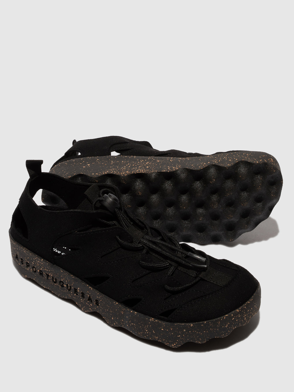 Round Toe Trainers CURE2 BLACK