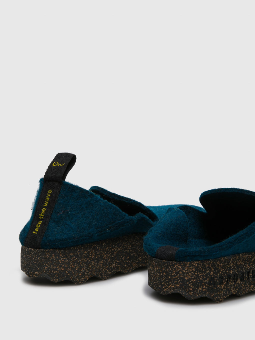 Round Toe Shoes CREW Navy