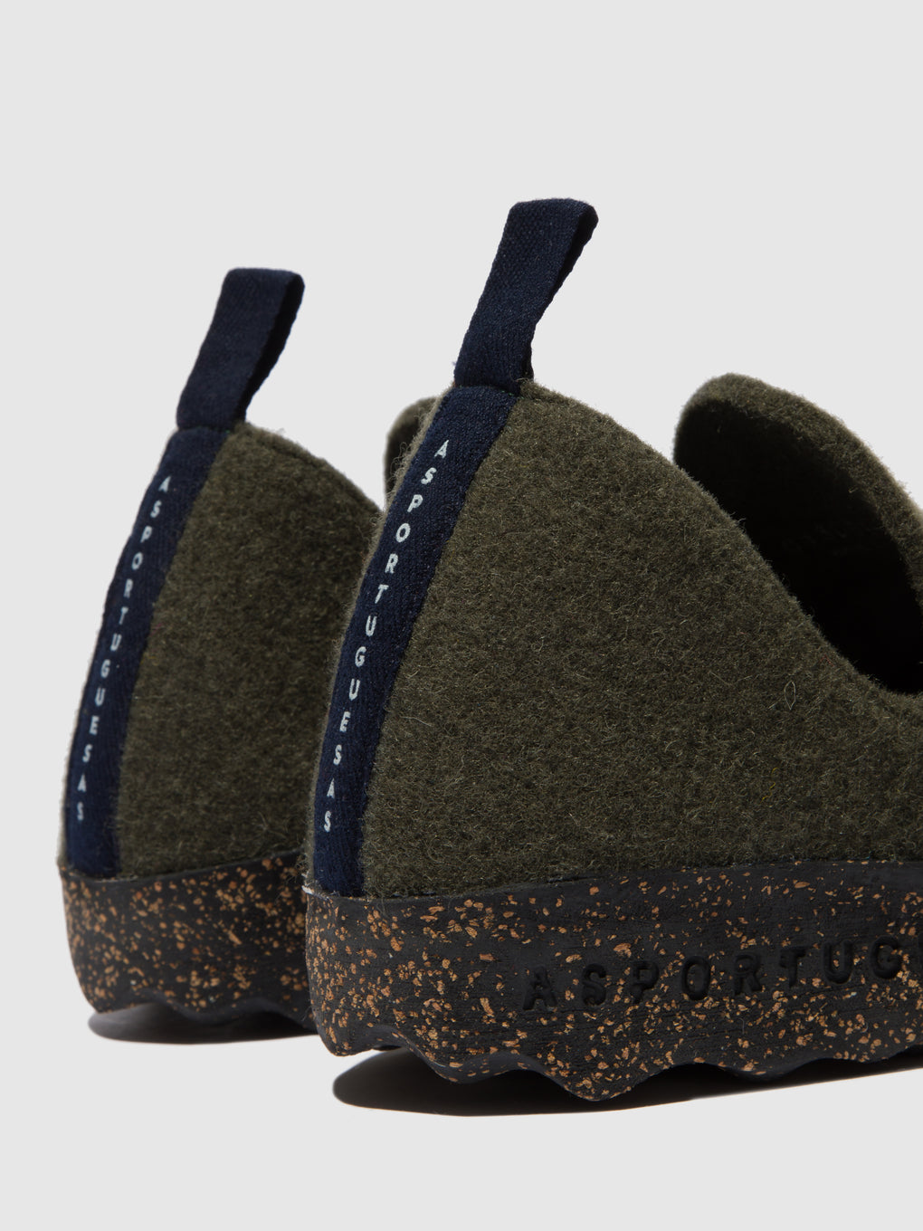 Round Toe Shoes CITY MILITARY GREEN