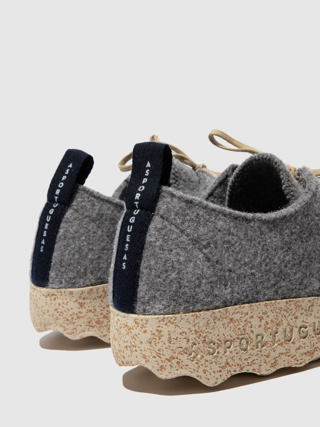 Round Toe Shoes CHAT Concrete