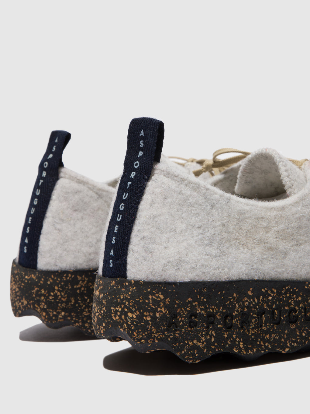 Lace-up Shoes CHAT OFFWHITE