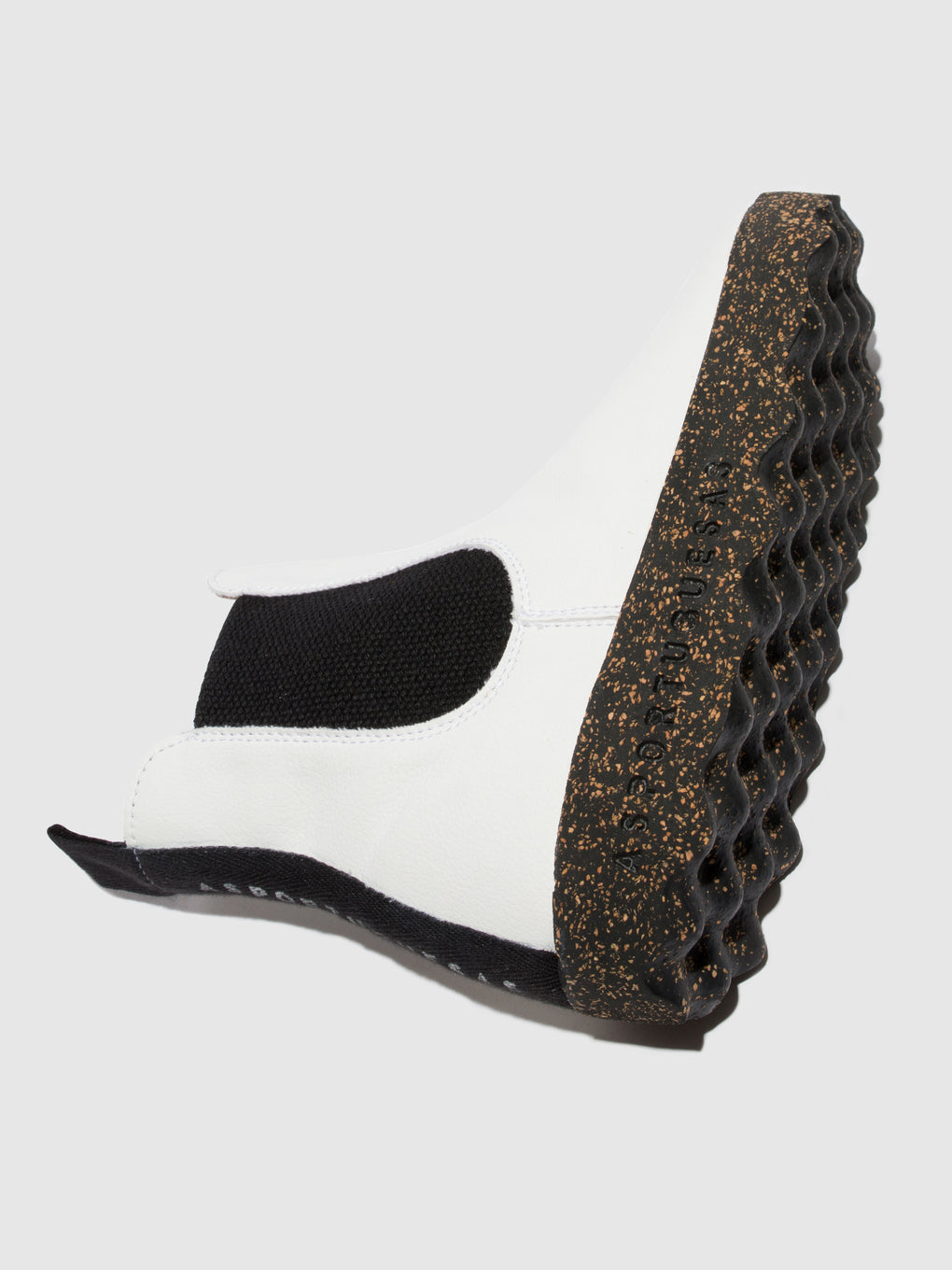 Chelsea Ankle Boots CAIA VEGAN WHITE
