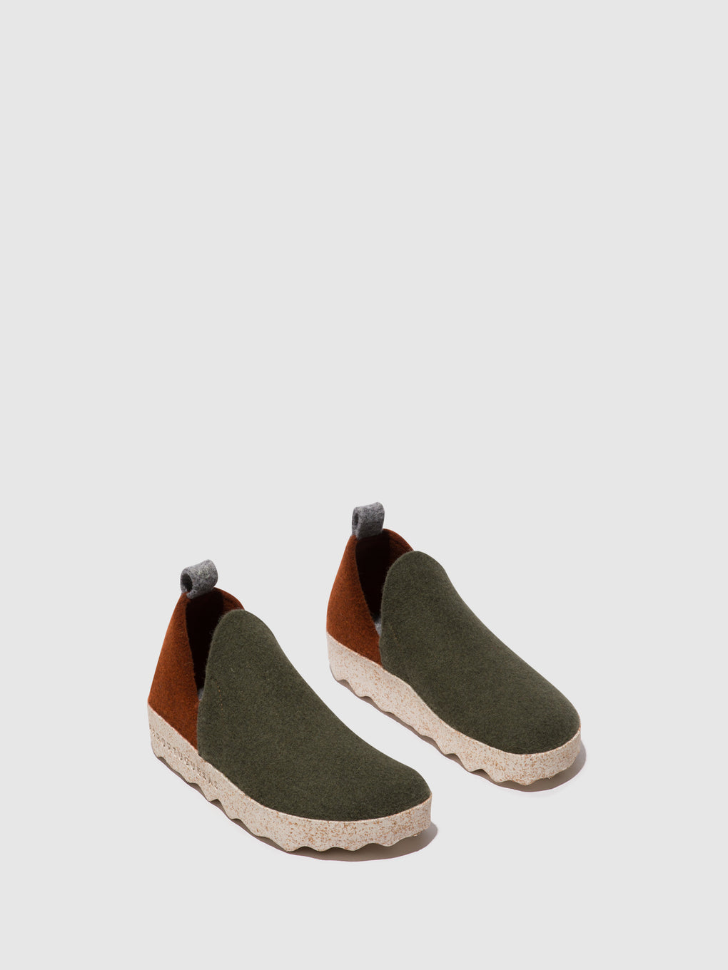 Round Toe Shoes CITY MILITARY GREEN/ BROWN