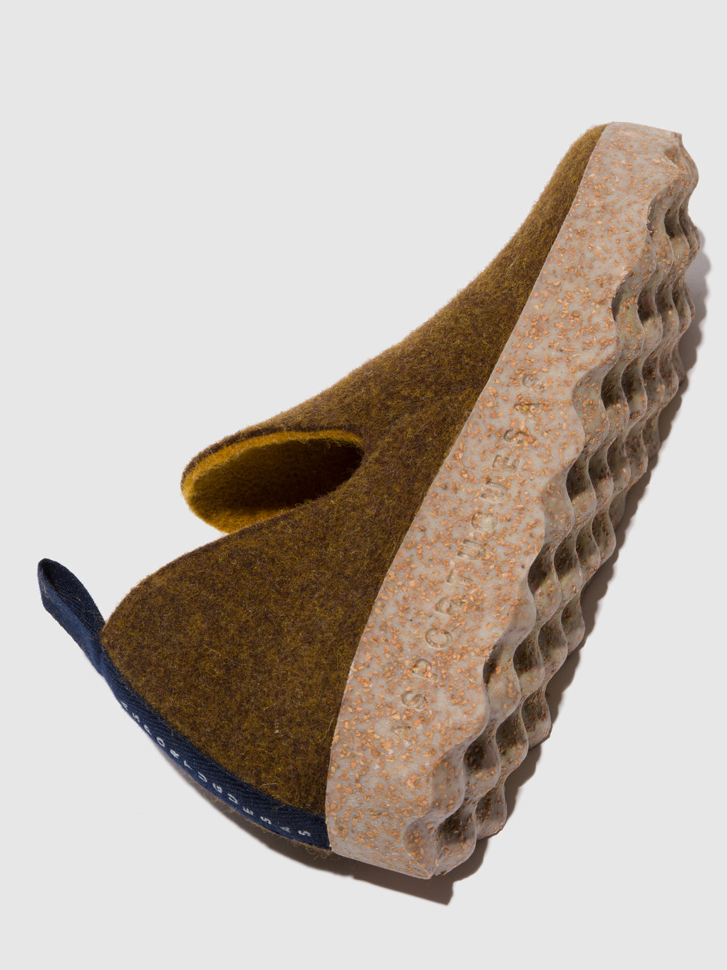 Round Toe Shoes CITY L CARAMEL FELT