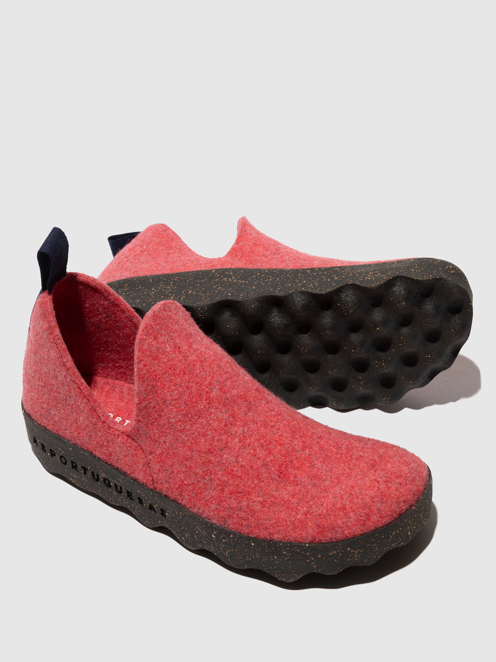 Round Toe Shoes CITY RUBY RED
