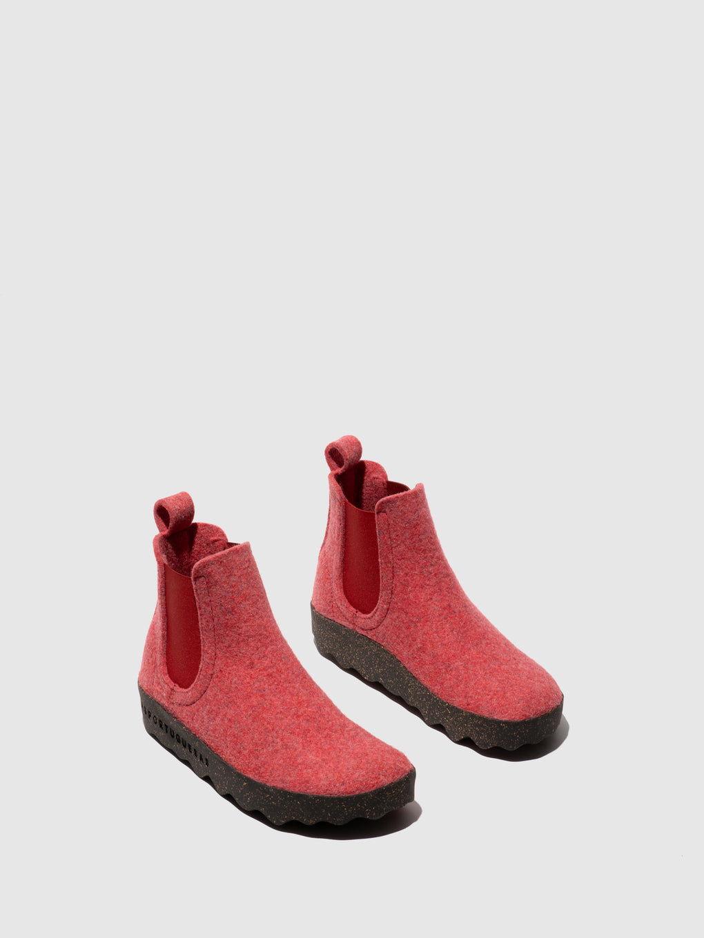 Chelsea Ankle Boots CAIA RUBY RED