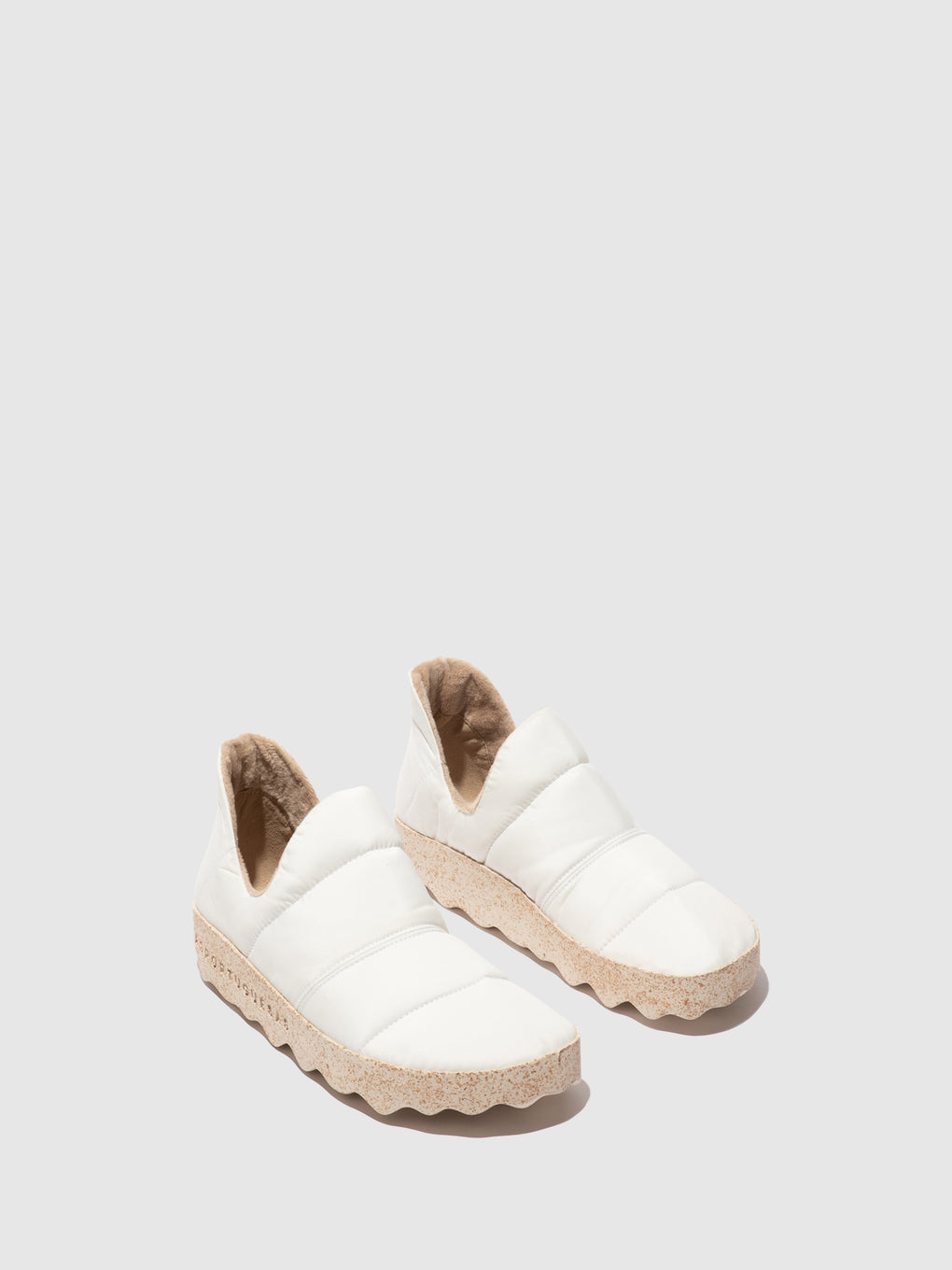 Round Toe Shoes CRUS M WHITE