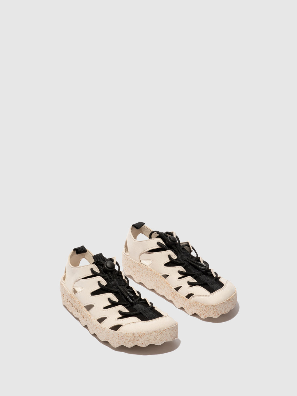 Round Toe Trainers CURE 2 M OFFWHITE